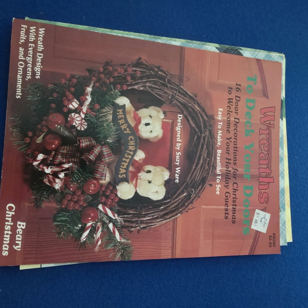 Assorted Craft Booklets - Picture 12 of 12